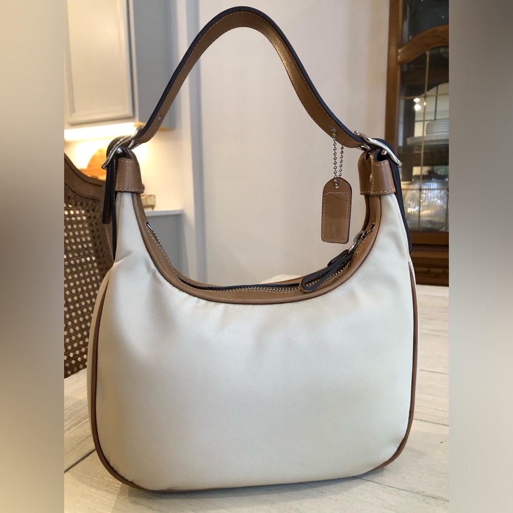 Vintage Coach Cream/Tan Hobo Nylon Mini Shoulder/Hand Bag in EUC with Hangtag - Picture 2 of 13